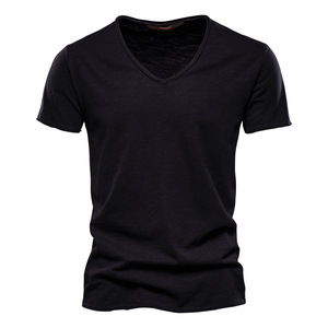 Nueva Camiseta de Alta Calidad Personalizada 100% Algodón, Estilo Urbano, Manga Corta, Cuello Redondo, Camiseta a Rayas de Algodón para Hombre - Product Image 1