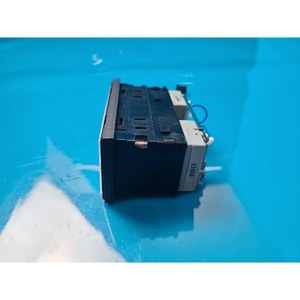 ไฟสัญญาณ LED ทรงสี่เหลี่ยม รุ่น SLD ซีรีส์ IDEC ใช้เป็นอะไหล่อุปกรณ์เซมิคอนดักเตอร์รุ่นเก่า - Product Image 1