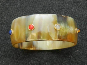 Pulsera Espiral Ecológica de Cuerno de Búfalo Hecha a Mano, Joyería de Moda de Alta Demanda, Regalo Empresarial de Tendencia - Product Image 3