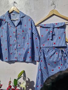 Ensemble pyjama en coton à rayures et imprimé cœur pour femme – Chemise boutonnée et pantalon à taille élastique - Product Image 5