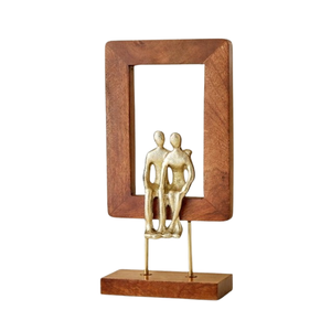 Escultura Decorativa de Aluminio de Alta Calidad para Mesa, Escultura Humana de Color Dorado con Base de Madera, Decoración para Mesa de Hogar u Oficina - Product Image 1
