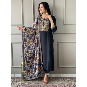 Hermosa parte superior e inferior de fiesta con Dupatta XL Tamaño Elegante y elegante - Product Image 2