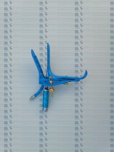 Grand Spéculum Vaginal Large avec Source Lumineuse, Spéculum Gynécologique en Acier Inoxydable pour Obstétrique et Gynécologie - Product Image 6