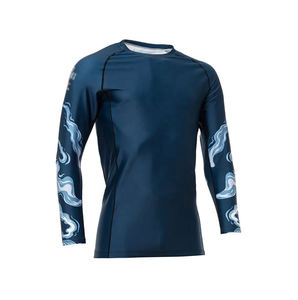 Vente en gros de t-shirts personnalisés par sublimation, concevez votre propre rashguard de compression MMA BJJ avec couleurs personnalisées, manches courtes, service OEM - Product Image 3