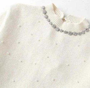 Cardigan respirant pour homme à col en V, avec détails perlés, tricoté, boutonné, motif losanges, pour un style classique et élégant. - Product Image 6