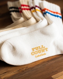 Chaussettes montantes rayées personnalisées pour hommes, en coton épais tricoté grossier, style rétro skateboard streetwear, marque privée - Product Image 3