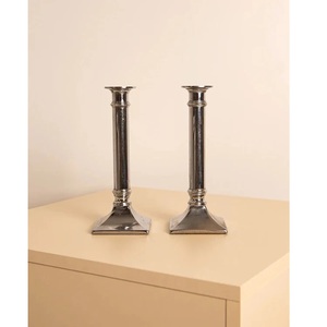 Brass <b>Candle</b> Stand With Leaf Design Heat Resistant Home Decoration Metal <b>Candle</b> <b>Holder</b> For Tabletop Use - Product Image 2