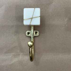 Colgador de Pared de Mármol Natural Hecho a Mano, Ecológico, Estilo Art Deco, Accesorio de Pared de Piedra Premium para Hogar y Hotel - Product Image 5