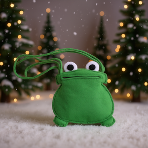 Figurines et jouets de Noël dans un sac en feutre - Product Image 3