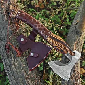 Hacha Tomahawk Hecha a Mano con Hoja de Acero Forjado, Mango de Madera y Diseño Nórdico Grabado, Hacha de Supervivencia - Product Image 5