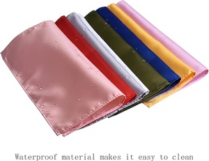 Pañuelo de Bolsillo de Seda Roja, Color Sólido, Formal, para Hombre, Forma Cuadrada, para las Cuatro Estaciones - Product Image 4