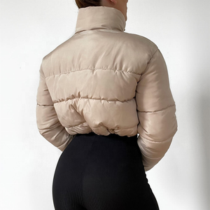 Nueva Chaqueta Acolchada Corta de Invierno 2026 Personalizada de Alta Calidad en Poliéster/Nailon para Mujer con Logotipo Bordado, Impermeable y Reversible - Product Image 2