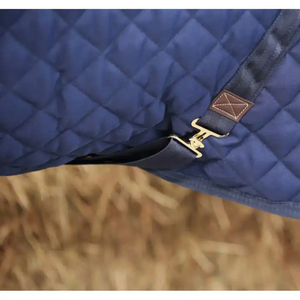 Couverture de cheval d'extérieur de luxe 2026, la mieux conçue, respirante, imperméable, légère, à séchage rapide, matelassée en coton, polaire et maille, fabriquée au Pakistan - Product Image 4