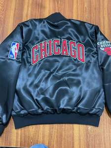 Chaqueta Bomber de Satén con Logotipo Personalizado de Alta Calidad, Unisex, Deportiva, Ecológica, Antibacteriana, Transpirable, Estilo Universitario, Vintage - Product Image 5