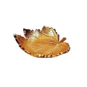Bandeja de Servir en Forma de Hoja de Arce de Latón Dorado Texturizado, Plato de Metal Premium para Frutas y Ensaladas, Bandeja de Lujo para Aperitivos y Catering - Product Image 4