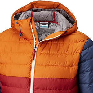 Chaqueta acolchada con capucha para hombre, diseñada para mayor calidez, protección contra el viento y uso casual cómodo en condiciones climáticas más frías. - Product Image 5