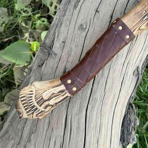 Hache Viking de qualité industrielle à lame courte en acier Damas, manche en bois de frêne, gravure de lion, 18 pouces - Product Image 6