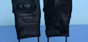 Gants de moto d'hiver légers et imperméables en cuir véritable noir OEM ODM avec protection rigide des articulations pour usage extérieur - Product Image 6