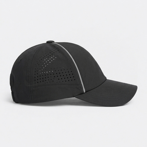 Gorra cómoda para correr, hecha con tela transpirable y un diseño práctico que proporciona una excelente cobertura para correr, hacer deporte y divertirse. - Product Image 4