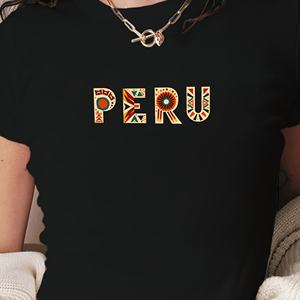 Camiseta corta moda mujer diseño letras geométricas PERU - Product Image 1
