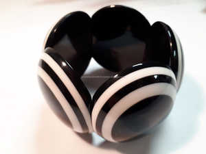 Branded Customized Top Quality Handcrafted Customized Color <b>Resin</b> Fashion Jewelry Strand Bracelet for Women From India. - Product Image 3