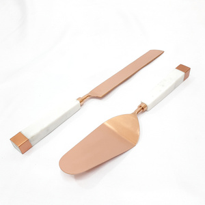 Ensemble de couverts en acier inoxydable de forme unique, finition or rose, fait main, de luxe, très vendu, excellente qualité - Product Image 1