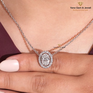 Colgante de Halo con Diamante Ovalado Deslumbrante de 2.00 Quilates, Regalo para Ella, Diamante Cultivado en Laboratorio CVD, Oro Sólido de 14K, Color E, Claridad VVS2, Certificado IGI - Product Image 1