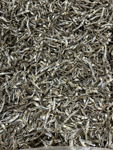 Anchois séchés au soleil de haute qualité 100% naturels, provenant directement de Binh Duong, Vietnam, durée de conservation de 24 mois, à conserver dans un endroit frais et sec, riches en protéines - Product Image 2