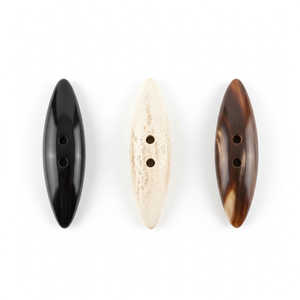 Handmade Eco-Friendly Polished <strong>Buffalo</strong> Horn Charms Natural Shape Carved Animal Theme Art Collectible Toggle Buttons Black <strong>Beige</strong> - Product Image 3