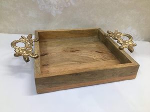 Bandeja de Madera para Servir con Asas Recortadas - Encanto Rústico para Cada Ocasión de Servir - Product Image 4