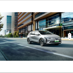Buick VELITE 6 SUV 2024 Usado con BAJO KILOMETRAJE, Eléctrico, Turbo, Automático, Volante a la Izquierda, Interior Oscuro, Neumáticos R21, Cámara Trasera - Product Image 4