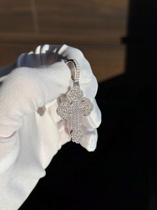 Premium Quality Lab Grown Diamond Hip Hop Pendant 925 Silver Custom Jewelry for Hip Hop Fashion and Events Available For Sale - Product Image 5