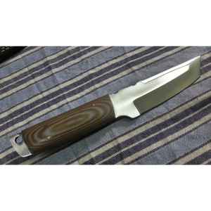 Lames de couteaux de chasse classiques pour les travaux de découpe de viande à la ferme et en forêt, avec une conception de poignée antidérapante. - Product Image 6