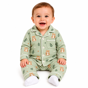 Ensemble pyjama ours en peluche vert sauge pour bébé, imprimé feuilles et étoiles, chemise à manches longues boutonnée et pantalon, tenue de nuit pour nourrisson et tout-petit, hiver - Product Image 1