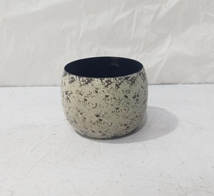 Maceta Redonda de Metal, Moderna y Decorativa, para Interiores y Exteriores, Maceta Pequeña de Hierro, Acabado Rústico, Maceta de Jardín - Product Image 4