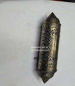 กล่องใส่เครื่องหอมสไตล์ธิเบตที่ตกแต่งด้วยมันตราทิเบต - Product Image 3