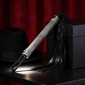 SPALL JP SPORTS Fouet d'équitation artisanal de 15,7 pouces avec poignée en cuir léger à texture de pierre exotique, pour l'équitation, le BDSM et l'entraînement des débutants - Product Image 2