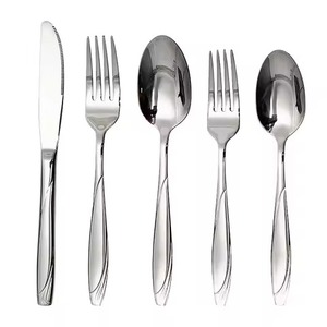 ชุดช้อนส้อมมีดสแตนเลสสำหรับโต๊ะอาหารดีไซน์เนอร์  ชุดอุปกรณ์รับประทานอาหารที่หรูหรา มอบประสบการณ์การรับประทานอาหารอย่างมีระดับ - Product Image 4