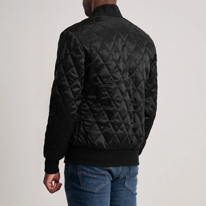 Blouson bomber matelassé noir pour homme avec fermeture éclair, col rabattable, style décontracté, coupe classique, en polyester, idéal pour l'automne - Product Image 2