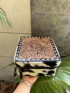 New Design Hand <b>Tooled</b> Leather Stylish <b>Big</b> Size Jewelry Storage Boxes Organizer Handmade Makeup <b>Box</b> Square Cowhide Organizer <b>Box</b> - Product Image 5