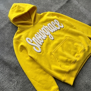 เสื้อสเวตเชิ้ตมีฮู้ดสีเหลือง Sawgrace ปักโลโก้ กระเป๋าหน้า ทรงปกติ ใส่ได้ทั้งชายและหญิง สวมใส่สบายๆ ในฤดูใบไม้ร่วง - Product Image 5