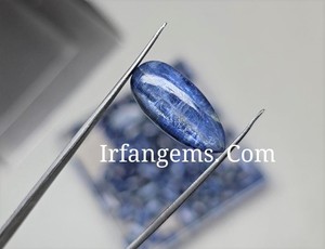 Fabricante Indio de Gemas de Cianita Suelta de Primera Calidad, Proveedor Mayorista de Cabujones Naturales de Cianita Azul en Diversas Formas y Tamaños - Product Image 1