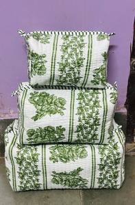 กระเป๋าเครื่องสำอางผ้าฝ้ายลายดอกไม้สีชมพู กระเป๋าใส่อุปกรณ์อาบน้ำ ซิป กระเป๋าใส่เครื่องสำอางแบบพกพา ลายปักน่ารัก ความจุขนาดกลาง - Product Image 4