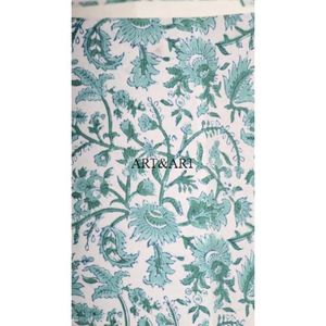 Transformez votre espace avec un poubelle en carton DIY, en coton, avec un imprimé floral artisanal. - Product Image 4