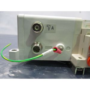 SMC SS5V1-GCJ09 Conjunto de Colector de 8 Válvulas - Equipo y Piezas de Semiconductores de Confianza con Legado Global - Product Image 3