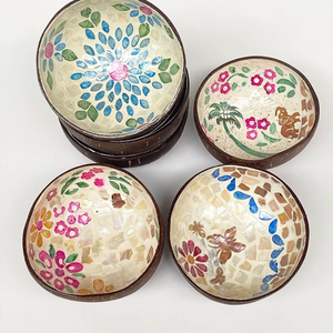 Custom Hand Painted <b>Coconut</b> Bowl Engraved Natural <b>Coconut</b> <b>Shell</b> Bowl for Kitchenware and Gift Decoration - Product Image 2