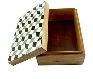 Boîte à bijoux élégante et moderne en résine, artisanale, avec un motif unique et élégant, solution de rangement idéale pour les bijoux et accessoires - Product Image 3