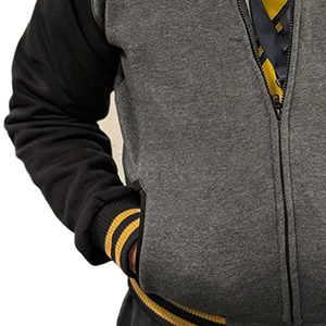Chaqueta Varsity de Felpa Color Gris Carbón Alpha |    Chaqueta Bomber de Fraternidad |   Ropa Urbana Masculina y Artículos Escolares Premium - Product Image 4