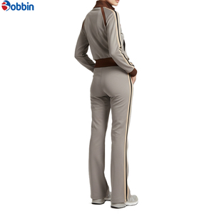 Chándal Deportivo Informal para Mujer, Marca Bobbin, Color Gris, Manga Larga, Rayado, para Otoño, Corte Regular, con Bolsillos Laterales y Cintura Elástica - Product Image 1