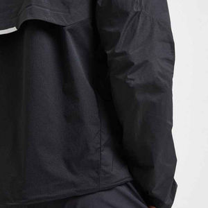 Chaqueta Negra Minimalista de Camuflaje para Hombre de Alta Calidad, Personalizada, a la Moda, Impermeable, Cortavientos, Transpirable, con Media Cremallera - Product Image 3